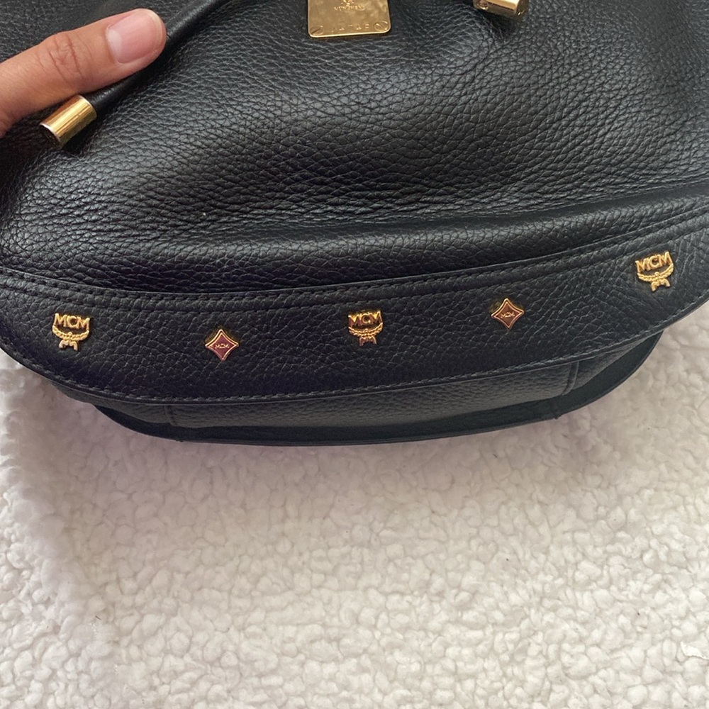 MCM small bucket crossbody bag - Picture 3 of 9